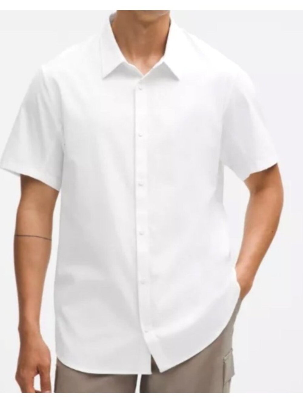Lululemon Men's Sz XL White Airing Easy Short-Sleeve Button-Up Shirt